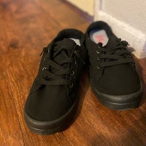 Black sneakers size 10